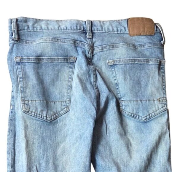 Aeropostale Blue Ripped Knee Distressed Denim Light Wash Skinny Jeans Size 32x30 - Picture 4 of 7